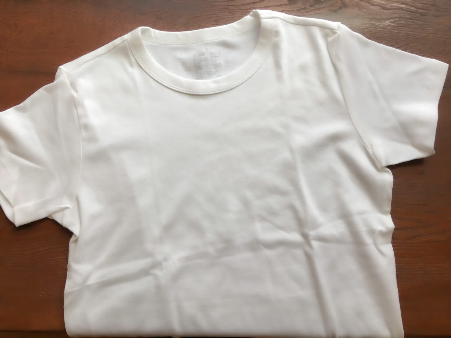 無印良品の白のTシャツの写真