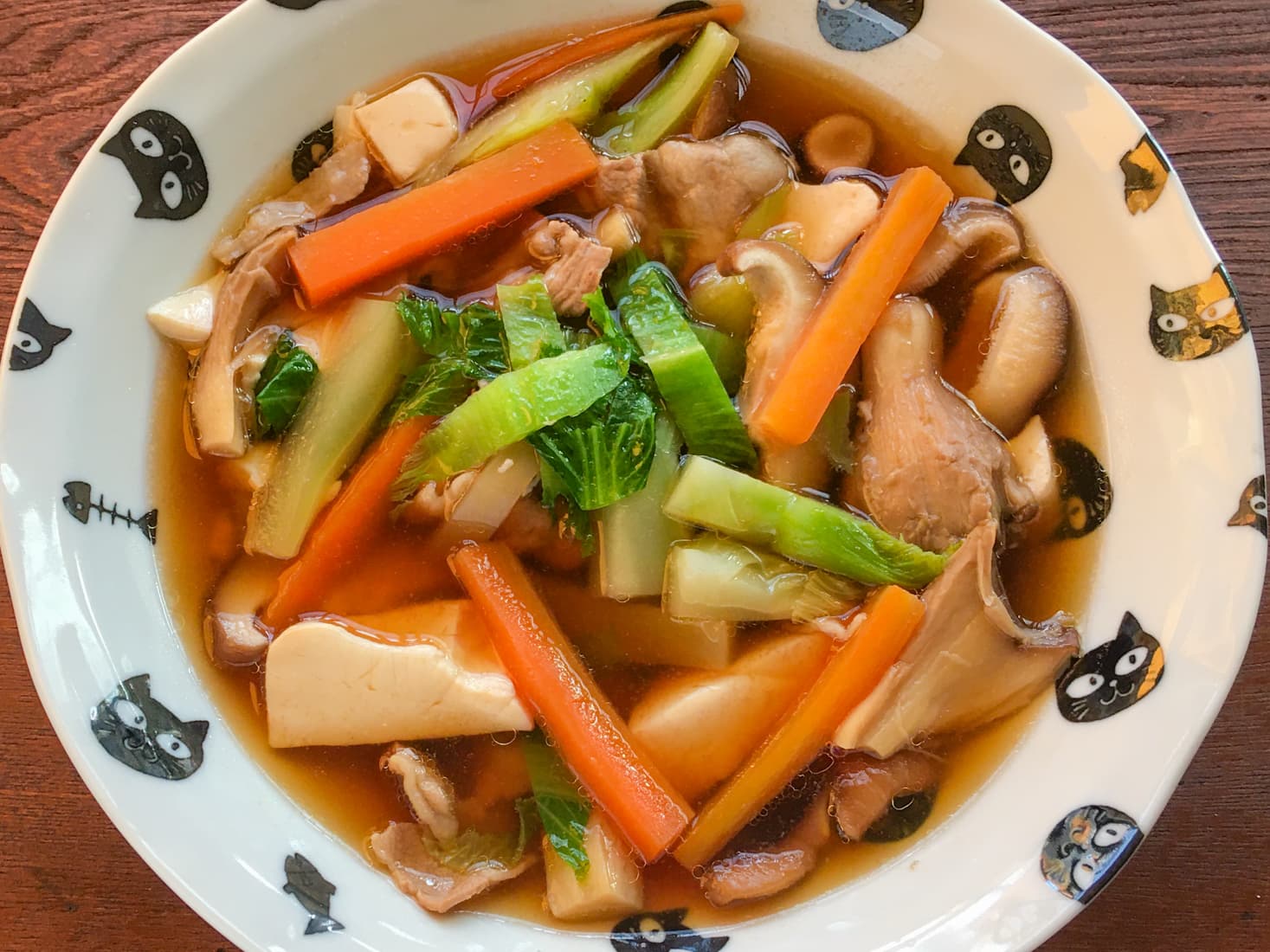 子持ち高菜と豆腐ときのこの具だくさん中華スープの写真